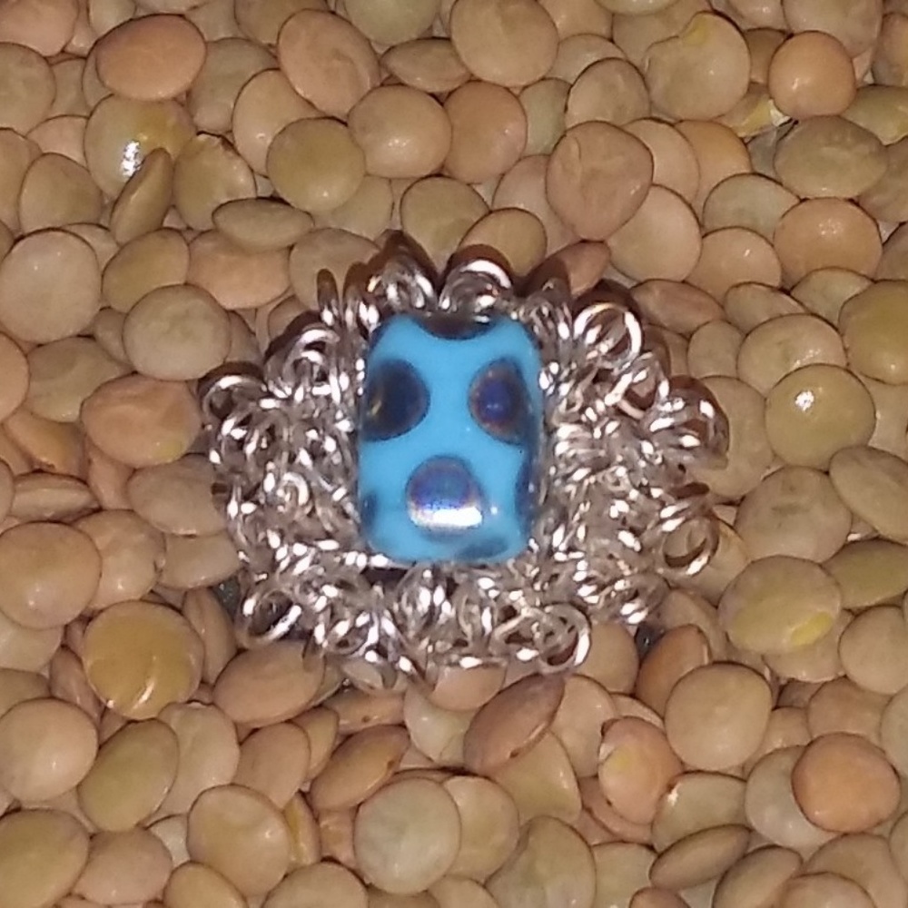 RING - Picture 2 of 5